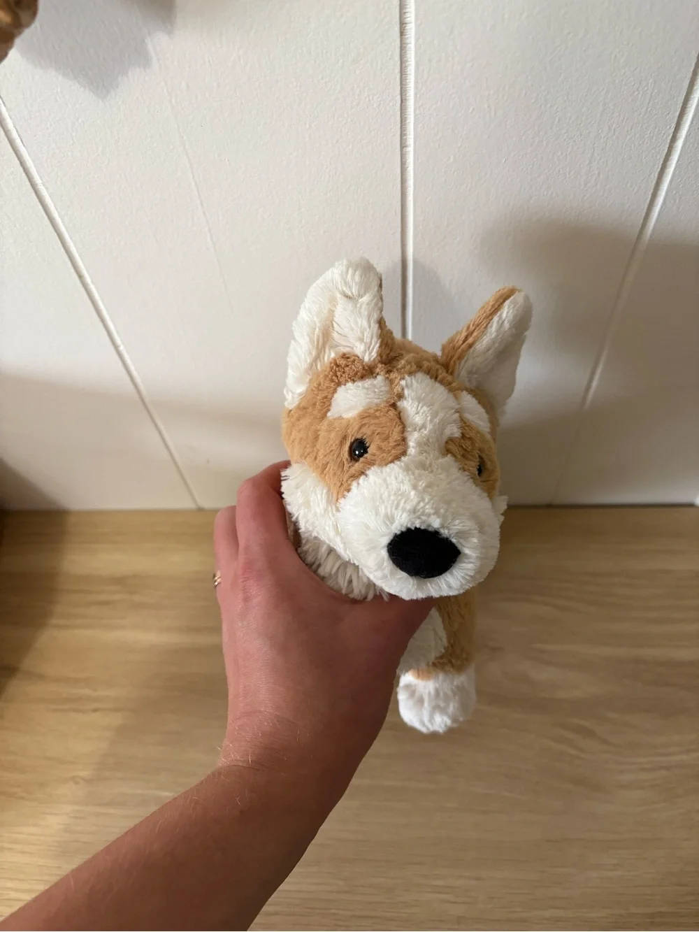 Jellycat Betty Corgi Plush - Cream & Tan